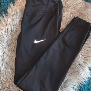 Nike’s dri-fit leggings
